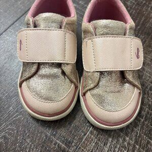 See Kai Run sneakers size 7